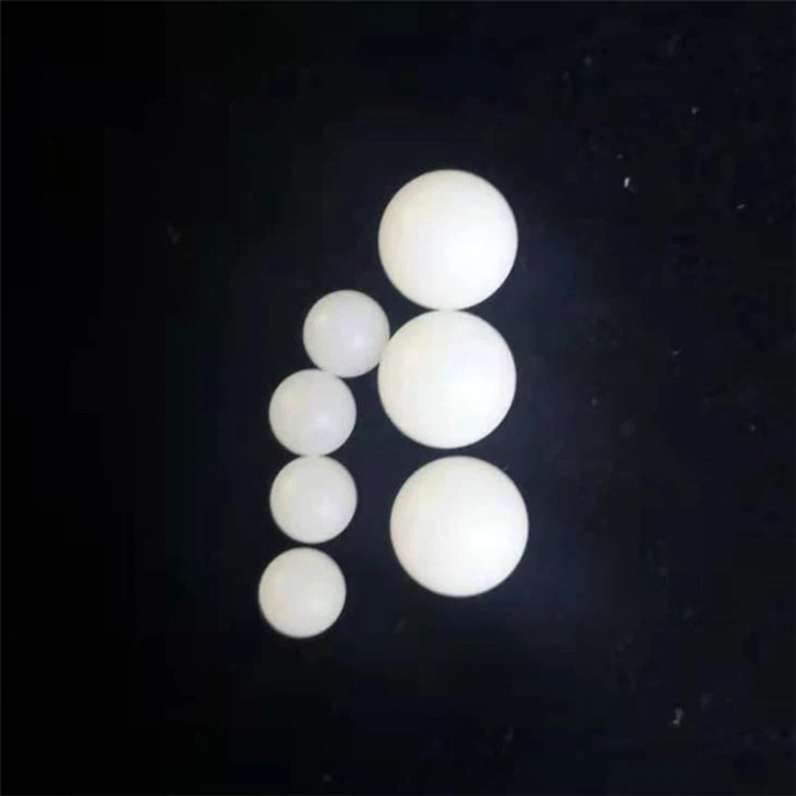 Nylon boltinn